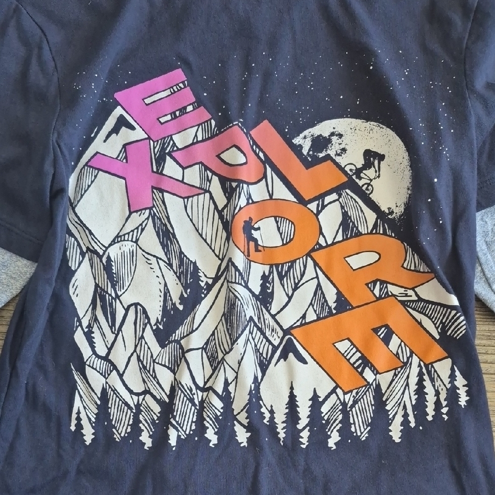 Tee - Picture 2 of 5